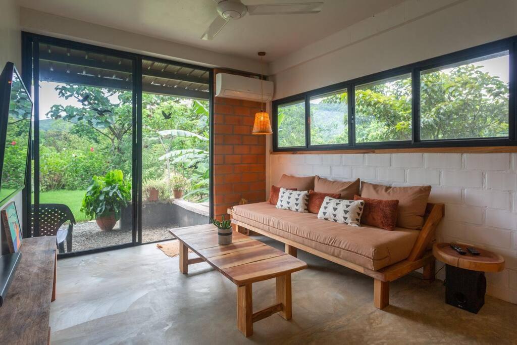 Апартаменты Casa Melina Torio Cozy Upscale 2Bd Jungle House Экстерьер фото